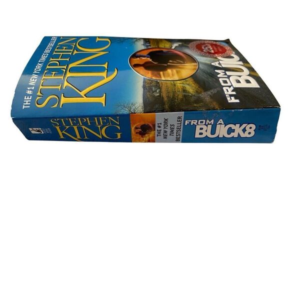 From A Buick8 By Steven King Paperback Book Horror Novel Thriller Suspense - Picture 3 of 13